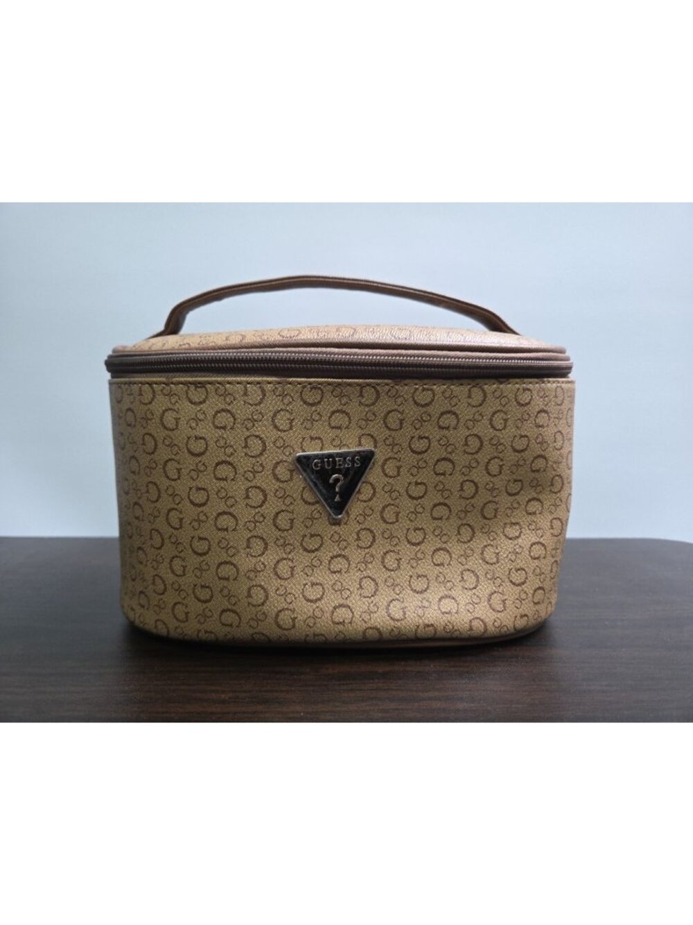 Guess Mocha Junction Logo Cosmetic Pouch/Travel Bag V7200958.